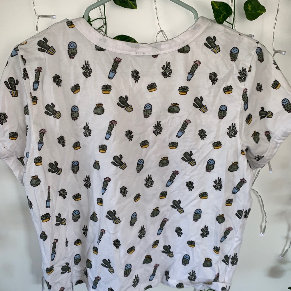 Shirt - Picture 2 of 2